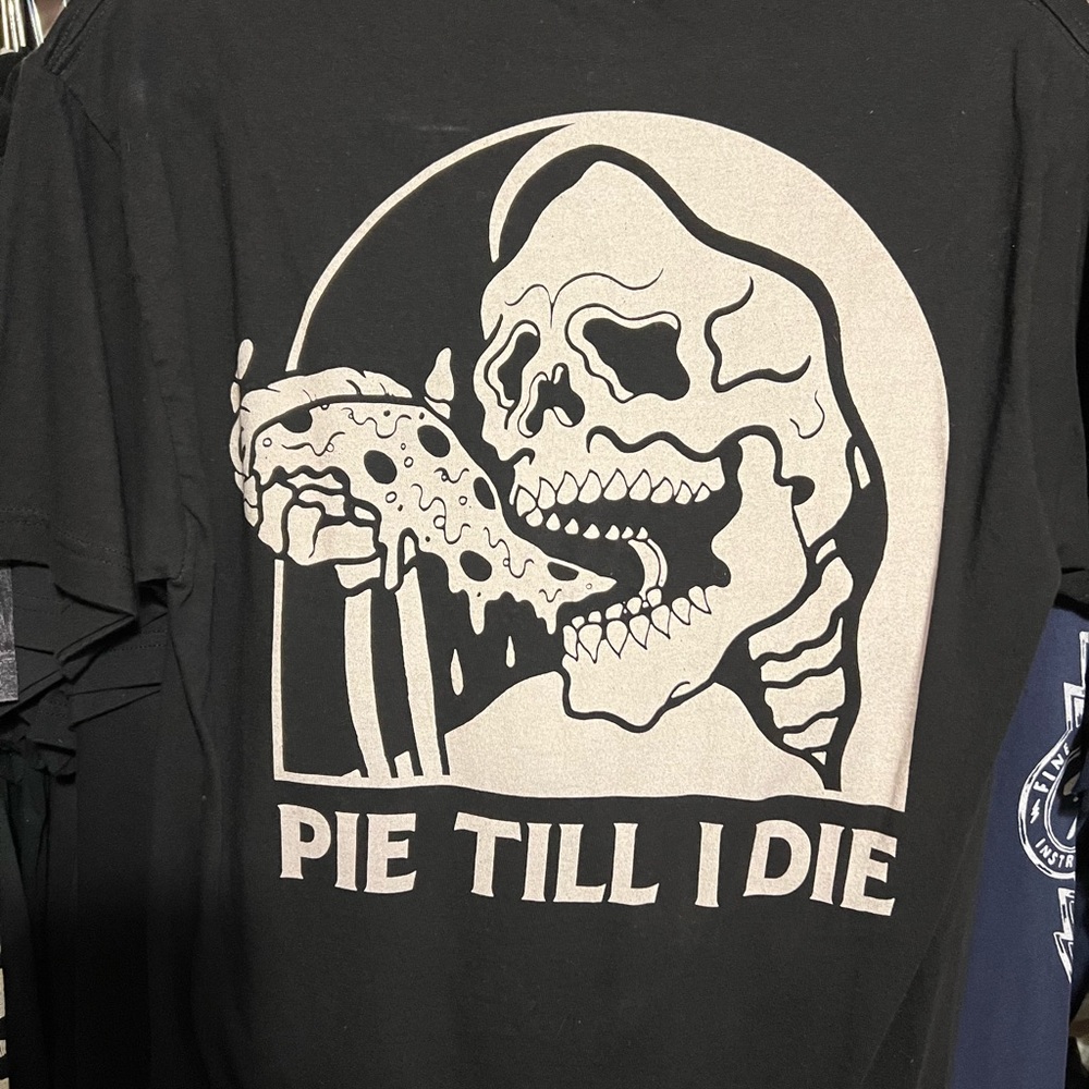 Sketchy Tank - Pie til i die